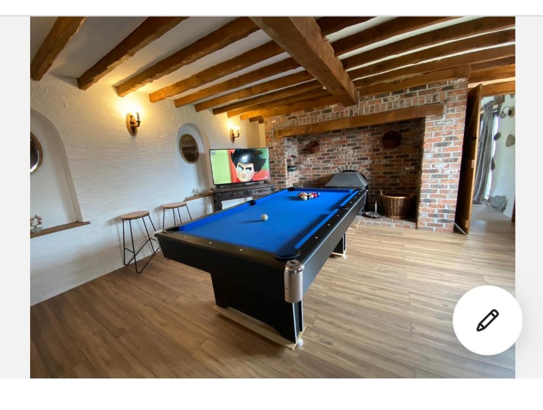 Beautiful Secluded Farmhouse With Hot Tub Barmouth Exterior photo