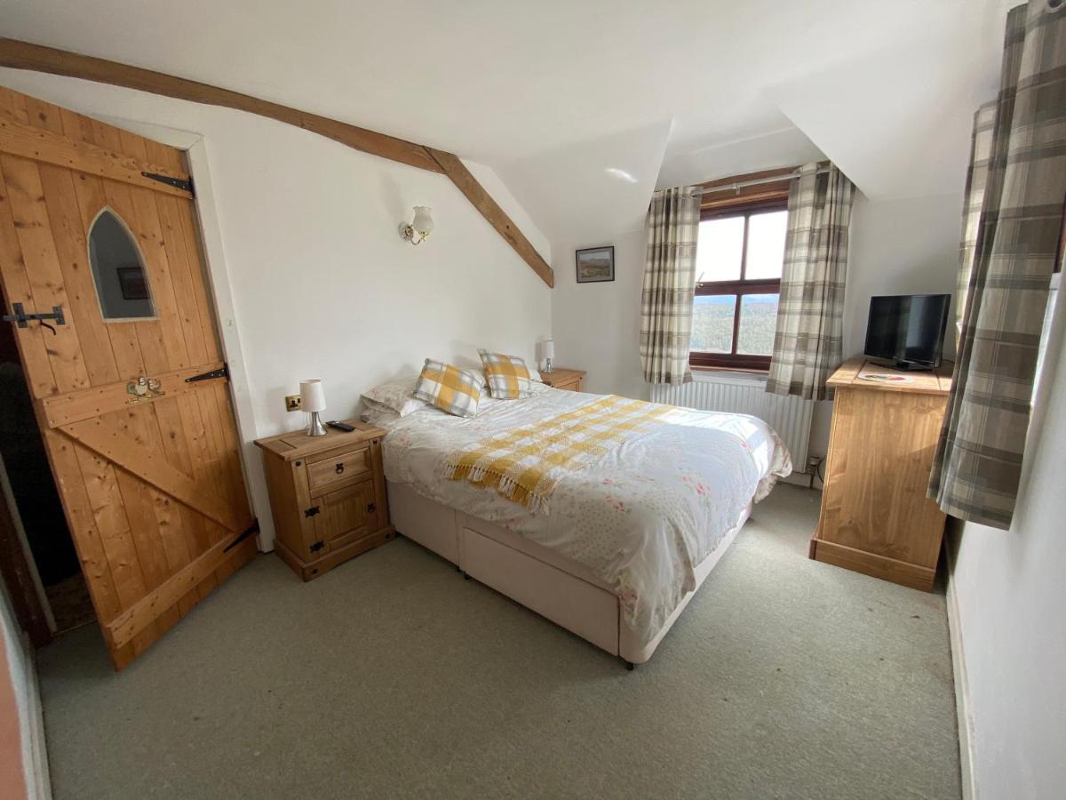 Beautiful Secluded Farmhouse With Hot Tub Barmouth Exterior photo